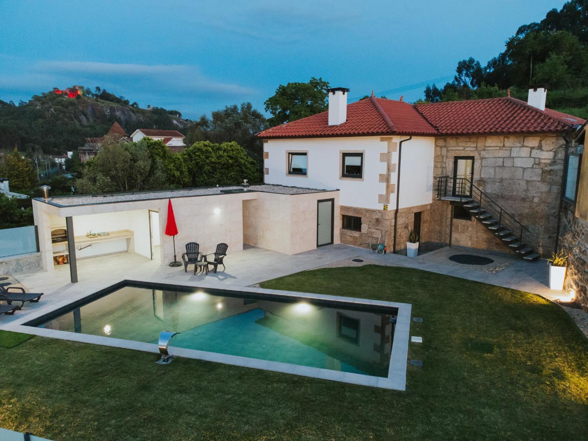 Casa Do Pinheiro - Alojamento Local Póvoa de Lanhoso Zewnętrze zdjęcie