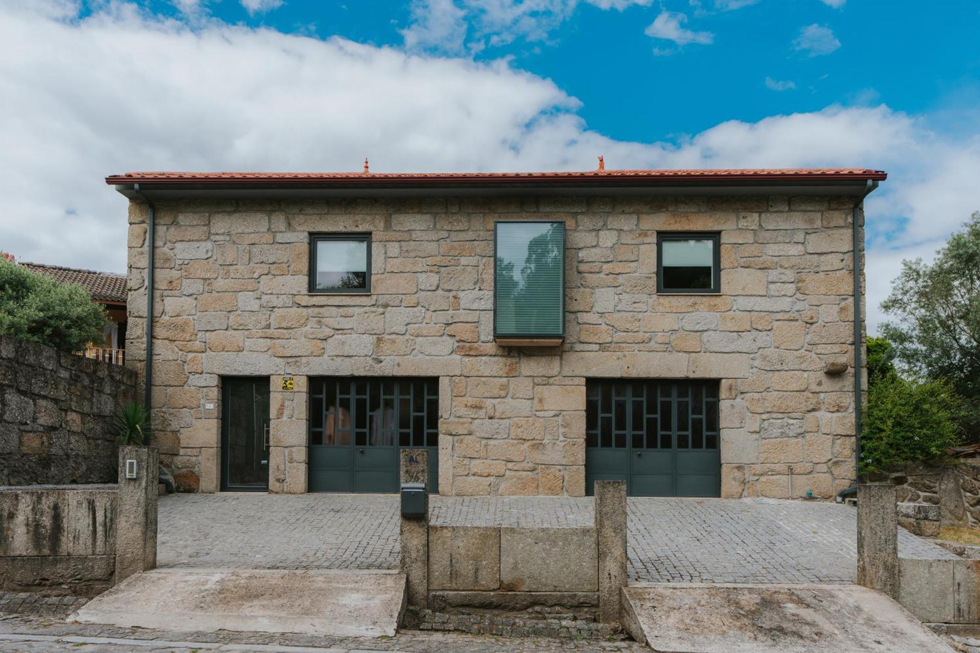 Casa Do Pinheiro - Alojamento Local Póvoa de Lanhoso Zewnętrze zdjęcie