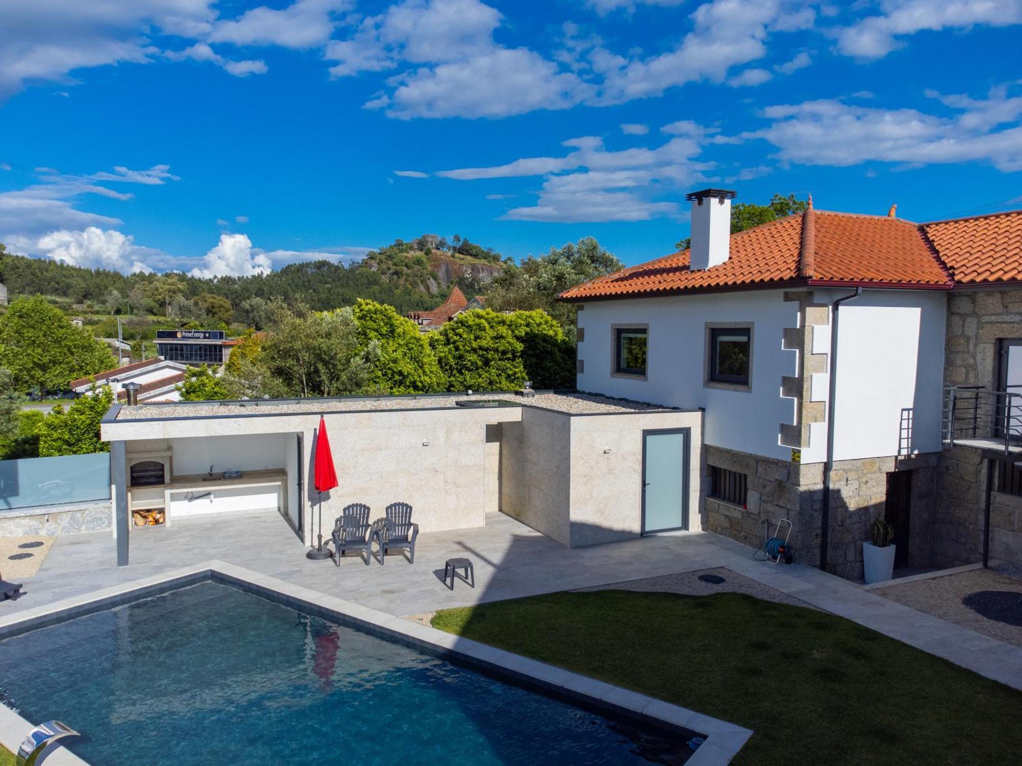Casa Do Pinheiro - Alojamento Local Póvoa de Lanhoso Zewnętrze zdjęcie